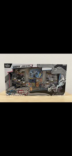 Pokemon Unova Heavy Hitter Premium Collection Box Costco Black Bolt & White Flare
