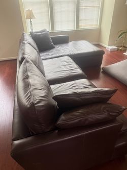 Chocolate Brown Leather Sofa w/Chaise