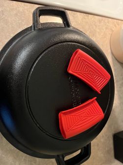 Cast Iron Dutch Oven