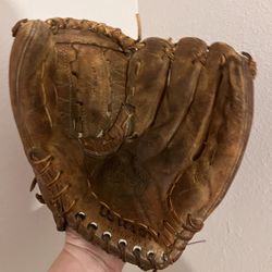Vintage Wilson The A2000 Snap Action Baseball Glove RHT Right Made in USA 