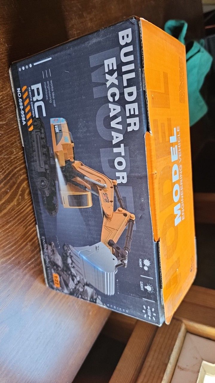 RC Building Excavator
