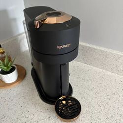 Nespresso Vertuo Next Premium Black Rose Gold Machine + Milk Frother