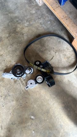 serpentine belt Belt tensioner upper motor mount serpentine belt water pump thermostat for 2012 13 14 Toyota Camry
