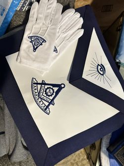 Free Mason Apron And Gloves 