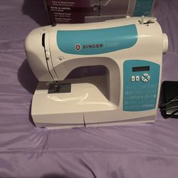 SINGER C5200 Computerized Sewing & Quilting Machine with Extension Table
