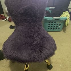 Purple Rollaway Chair