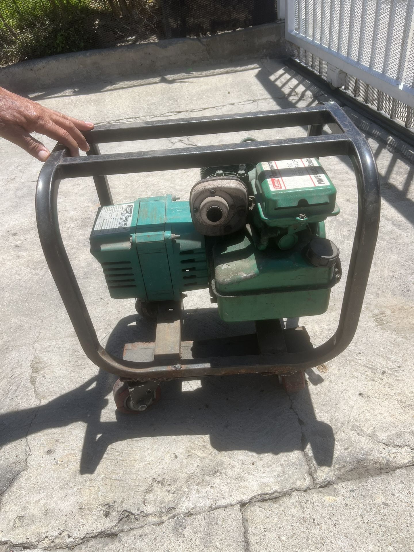 Generator With Wheel Base 