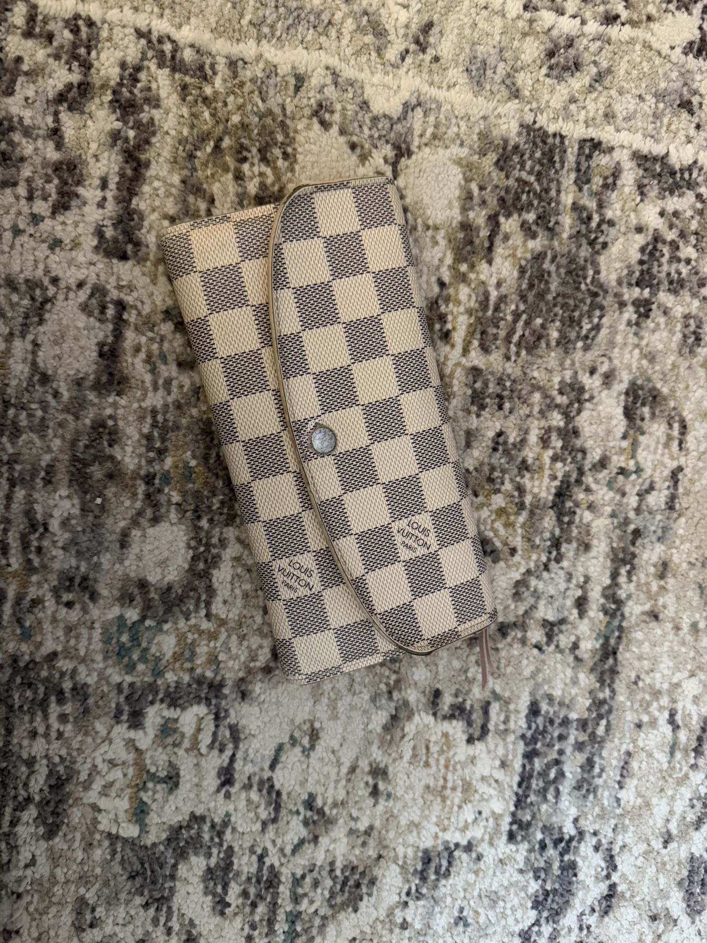 Louis Vuitton Wallet 