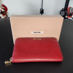 Miu Miu Leather Wallet Zippy Wallet In Red 