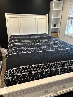 Ashley Furniture Queen Bed Frame with Drawers