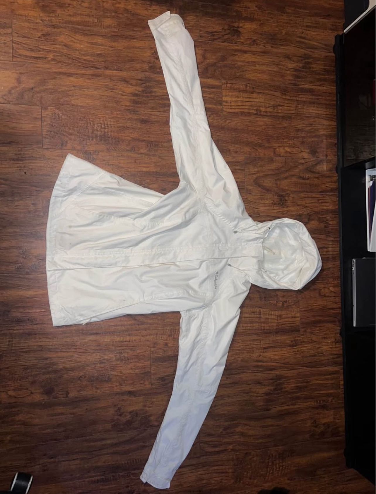 White Small Columbia Rain Jacket