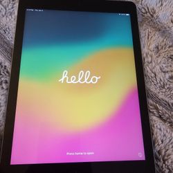 Ipad 6th GEN 32GB Wifi Only. 