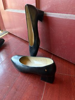 Woman’s Vintage shoes size 8