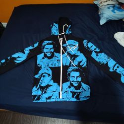 Size Large Assali Hoodie 