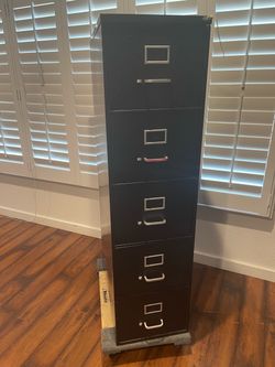 5 Drawer Metal File Cabinet Locking w/key