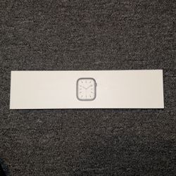 Apple Watch S7 45MM 