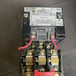 SQUARE D 8536SCO3S SER A 120V-AC 10HP Size 1 Motor Starter