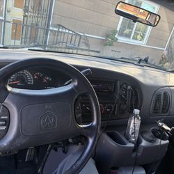 2000 Dodge Ram Van