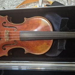 Violin 4/4 + Bam Oblong Case – $2,000