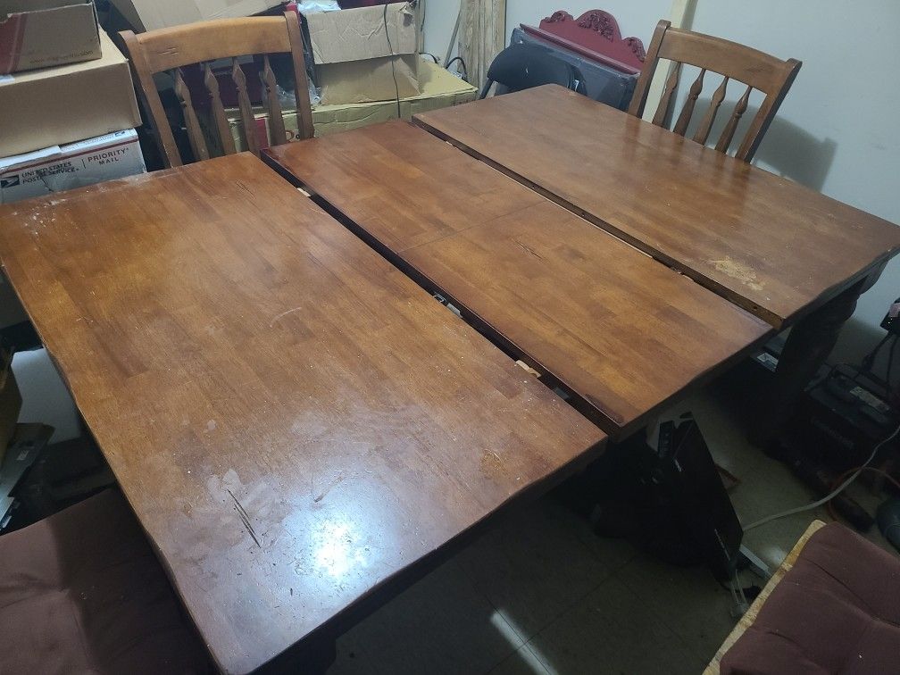 Dining Table Set