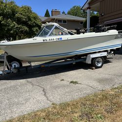 Clasic 16’ Glas Ply Runabout boat 60hp 2019 Evenrude outboard motor