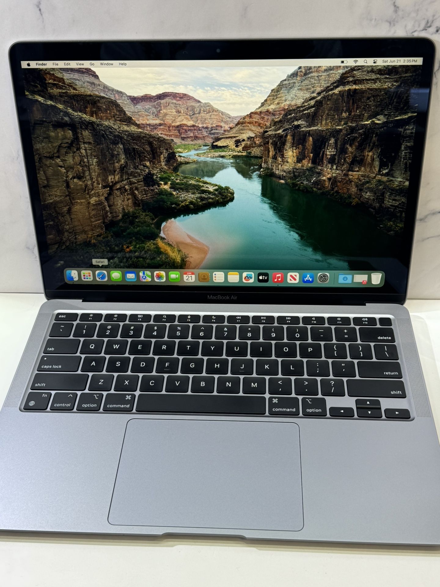 Apple MacBook Air 2020 M1 13” 8GB 256gb