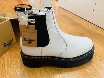 Dr. Martens shoes unisex