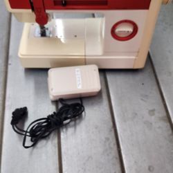 Maquina De Coser 