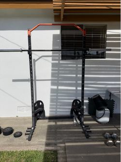 Squat Rack/Pull Up Bar/Boxing Heavy Bag Stand