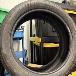 Michelin Tires Set/Set de Llantas Michelin