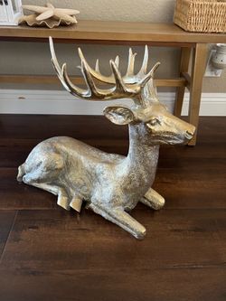 Christmas Resin Deer