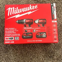Milwaukee M18 Drill/Driver Combo Kit