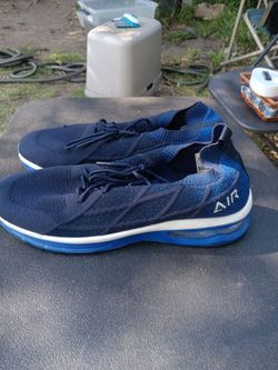 !! Men's Shoes Running Air Size 11.5