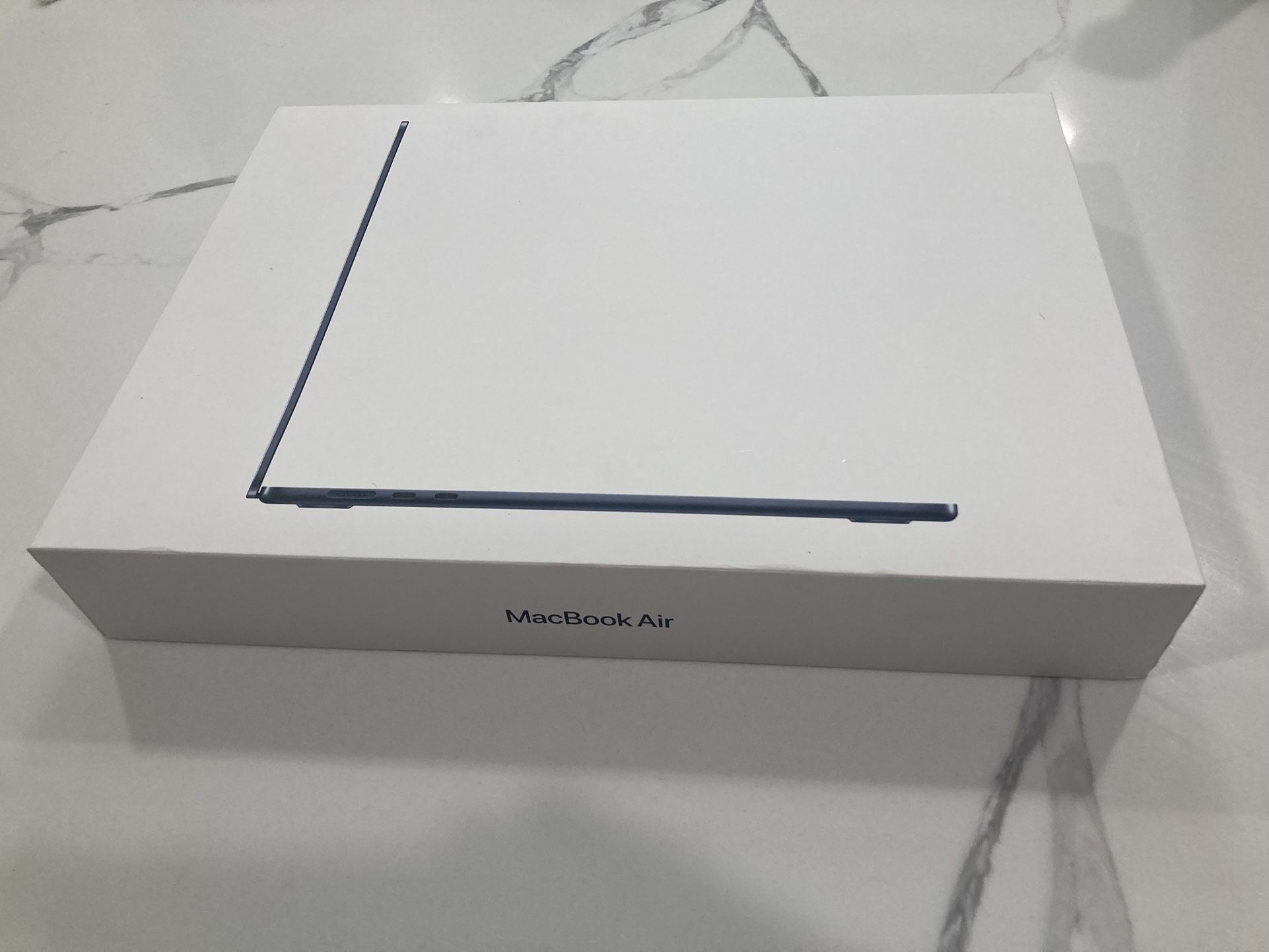 MacBook Air M3 2024 Sealed