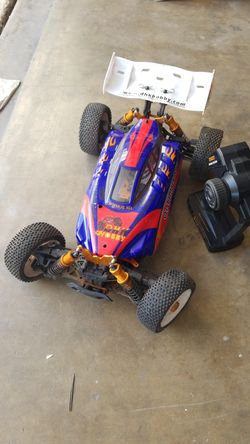 Racing car
