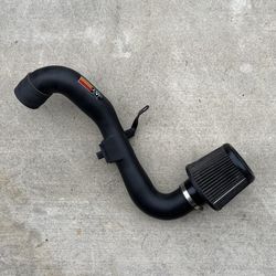 03-04 Ford Focus Intake Tube
