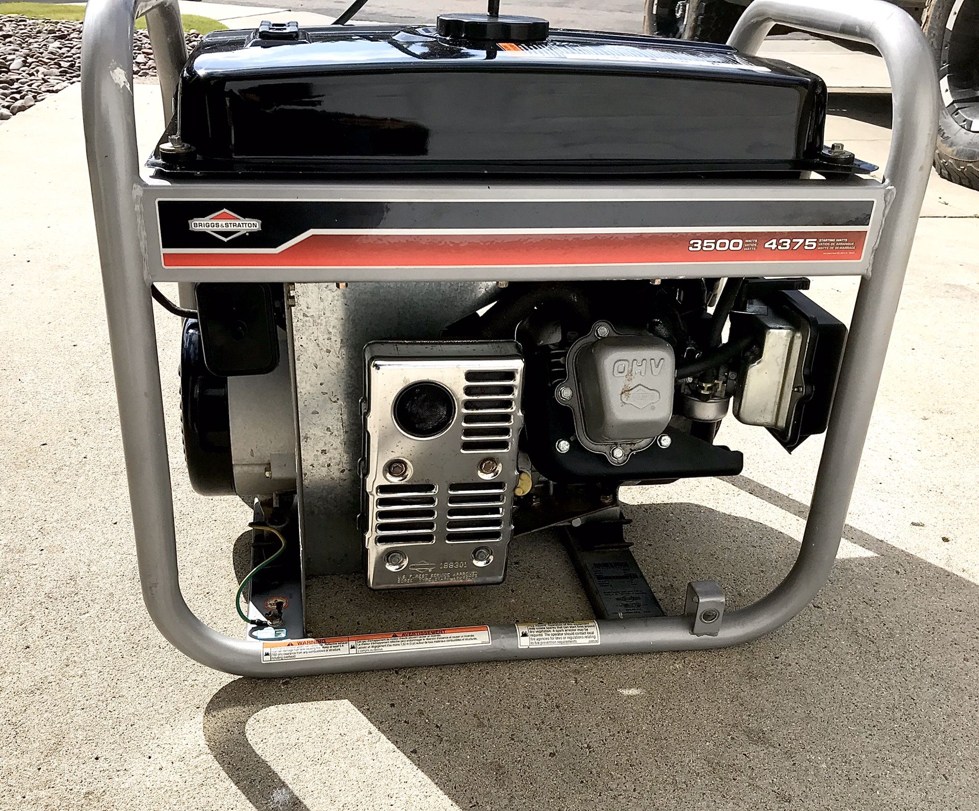 Briggs & Stratton 3500w Generator Like New!!