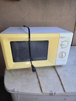 Emerson Microwave.
