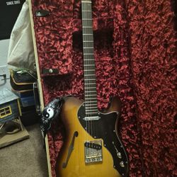 FENDER ELECTRIC GUITAR
