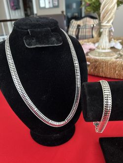 Cleopatra Sterling Silver Jewelry Set