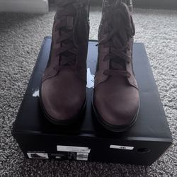 Sorel Evie Lace Boot Size 8.5