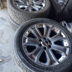 22 OEM GMC RIMS 