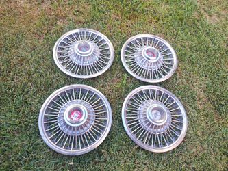 14 Inch Ford Mustang Set Of Spoke Hubcap's