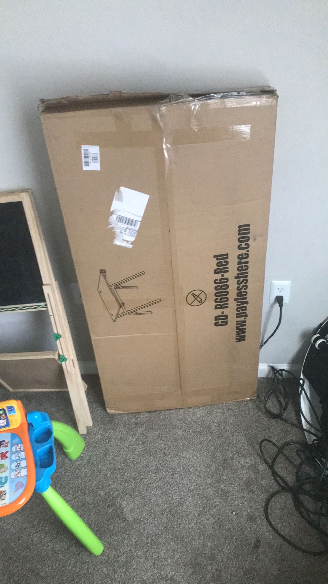 Gaming desk