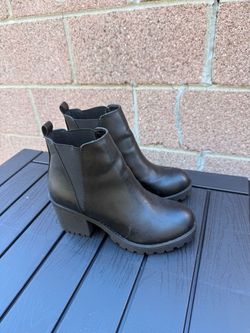 Black boots