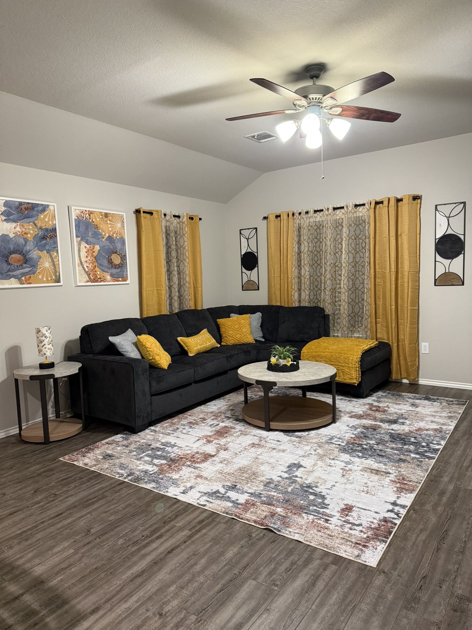 Sofa Set - Barely Used . 2 Months Old