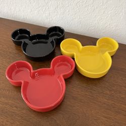 Disney Store Small Mickey Mouse Shaped Ceramic Dishes  4" diameter 