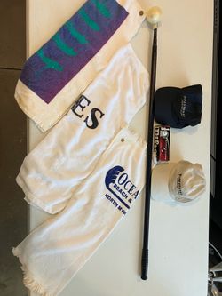 Assorted golf accessories with 2 golf hats