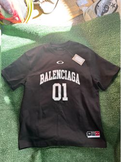 Balenciaga XXL