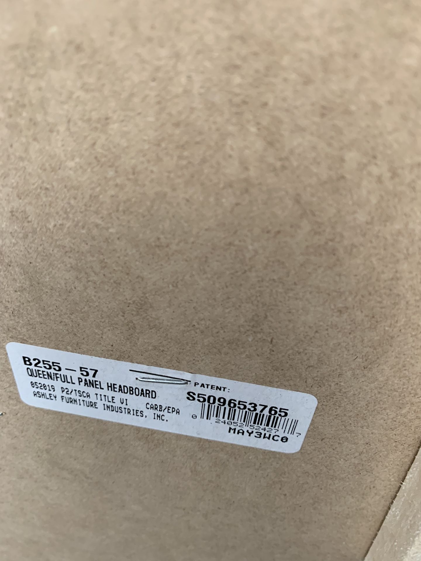 Bed  Sz f/q New mattress included